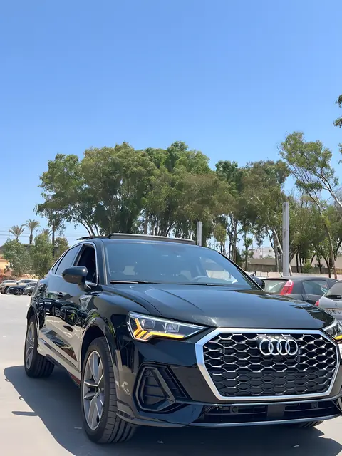 Audi Q3 Sportback — Riani Rental Car