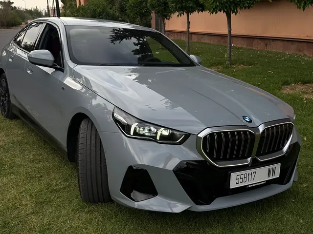 BMW Série 5 — Riani Rental Car