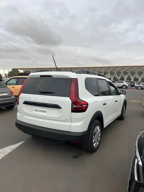 Dacia Jogger · 7 places — Riani Rental Car