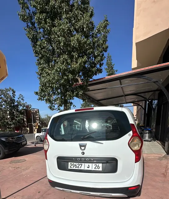 Dacia Lodgy · 7 places — Riani Rental Car