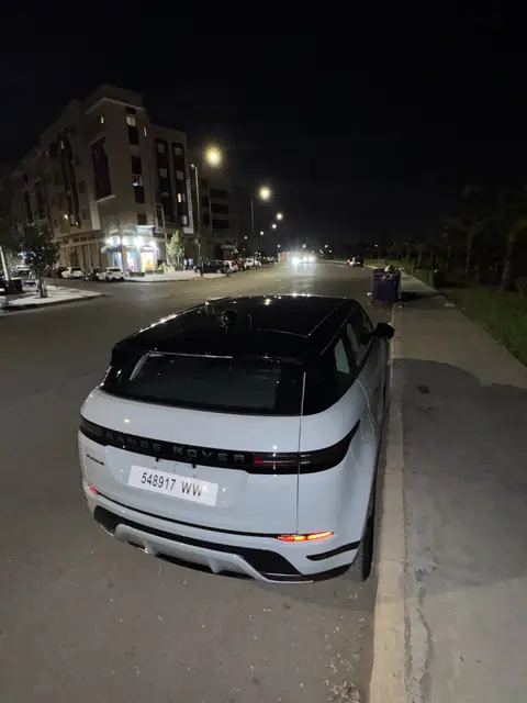 Range Rover Evoque — Riani Rental Car