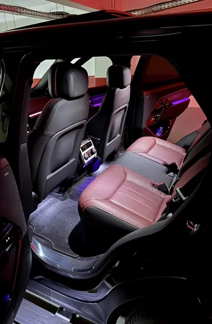 Range Rover Sport — Riani Rental Car