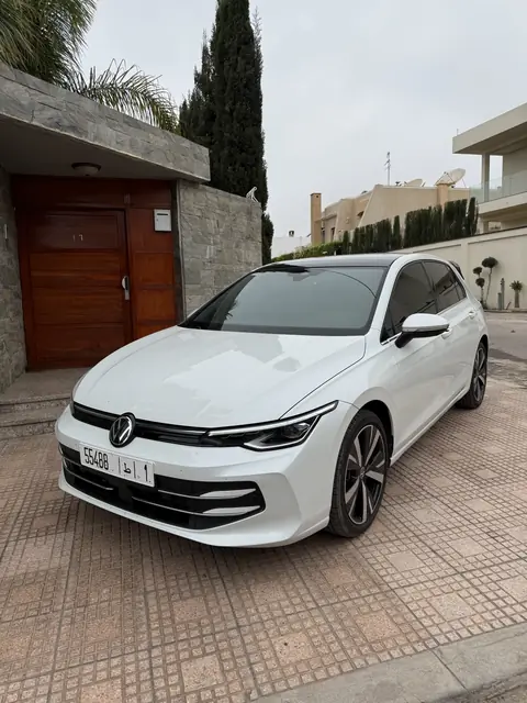 Volkswagen Golf 8 R-Line — Riani Rental Car