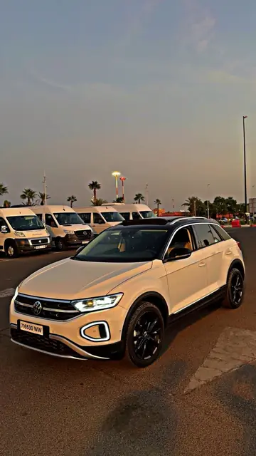 Volkswagen T-Roc — Riani Rental Car